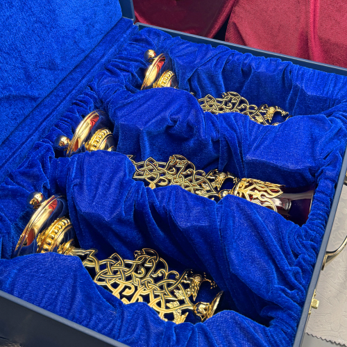 2.7.2674лп-К Набор напрестольный - лампада и подсвечники в позолоте фото 12 2.7.2674лп-К Набор напрестольный - лампада и подсвечники в позолоте фото 12