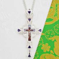 2.10.0598л-2/1л Крест наперсный латунный с фиолетовыми камнями в серебрении