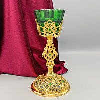 2.7.2655лп Лампада латунная с зелеными камнями в позолоте