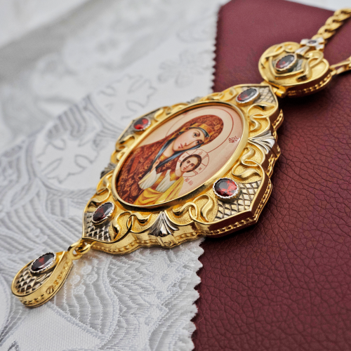 2.7.1334лп-2/1лп Панагия латунная в позолоте с и цепью фото 6