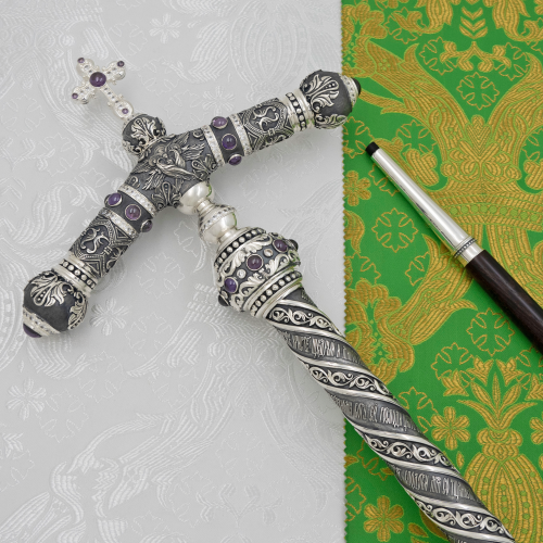 2.7.2722лр Жезл латунный с фиолетовыми камнями и патинированием в серебрении фото 8