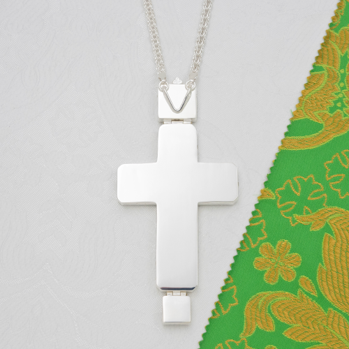 2.10.0596лр-2/1л Крест наперсный латунный с белыми камнями в серебрении фото 5