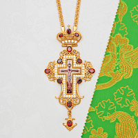 2.10.0681лп-2/1лп Наперсный латунный крест с красными камнями в позолоте