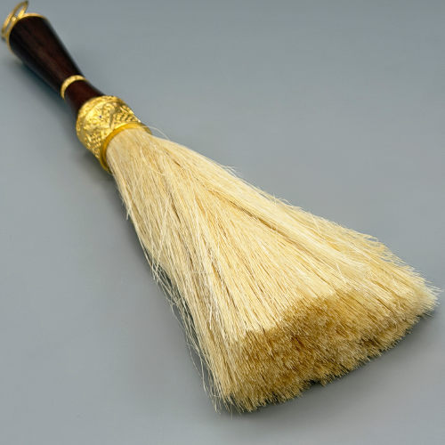 2.7.1366лп Кропило латунное в позолоте с деревянной ручкой фото 2 2.7.1366лп Кропило латунное в позолоте с деревянной ручкой фото 2