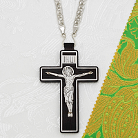 2.10.0704лр/29л Крест наперсный на темном дереве в серебрении