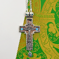 2.10.0478лрэ/1л Крест наперсный латунный с голубыми камнями и эмалью в серебрении