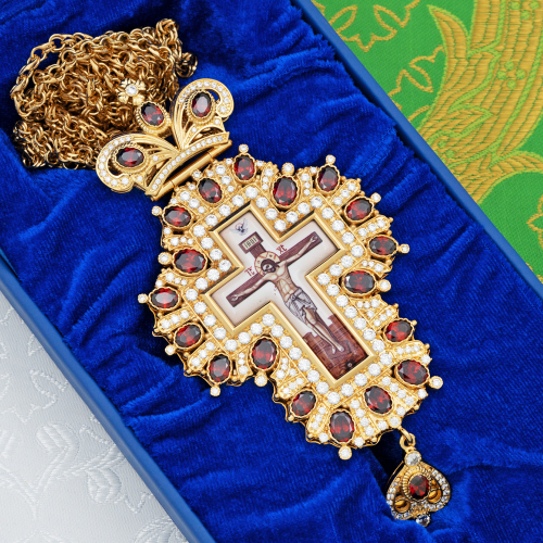2.10.0216лп-2/1лп Крест латунный с красными камнями в позолоте фото 7