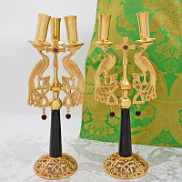 2.7.1714лп-К Набор дикирий трикирий латунный с красными камнями в позолоте