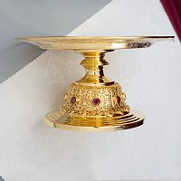 2.7.0895лп Дискос латунный в позолоте со вставками