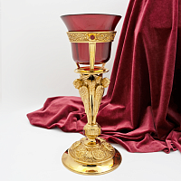 2.7.1718лп Лампада латунная с красными камнями в позолоте