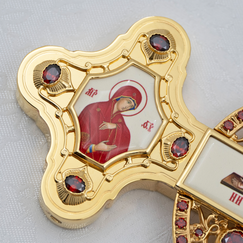 2.7.0834лп Напрестольный латунный крест с красными камнями в позолоте фото 5 2.7.0834лп Напрестольный латунный крест с красными камнями в позолоте фото 5