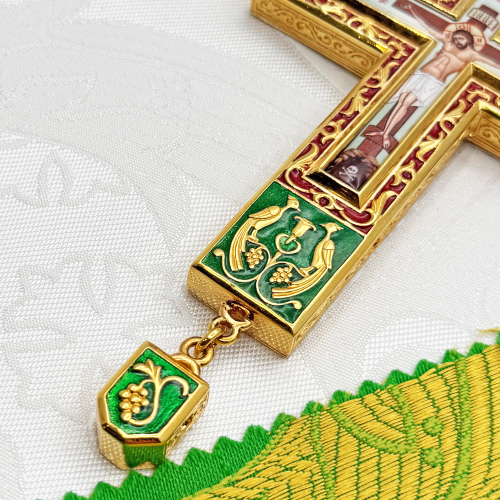 2.10.0541лпэ-2/1лп Крест наперсный латунный с эмалью в позолоте фото 8