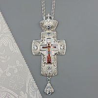 2.10.0243л-2/1л Крест латунный с белыми камнями в серебрении