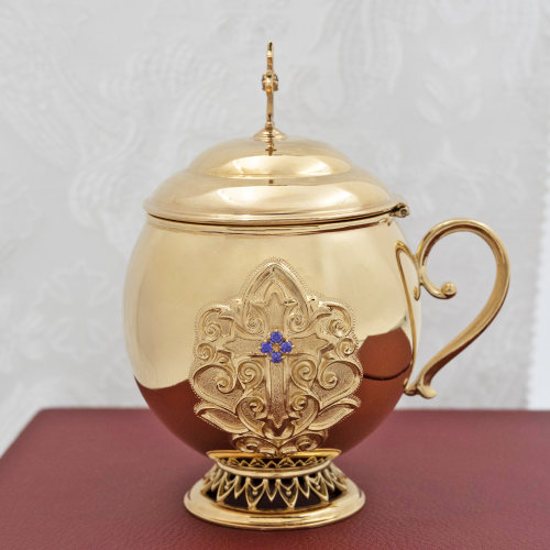 2.7.0684лп Ладанница латунная в позолоте с фиолетовыми камнями