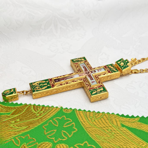 2.10.0541лпэ-2/1лп Крест наперсный латунный с эмалью в позолоте фото 10