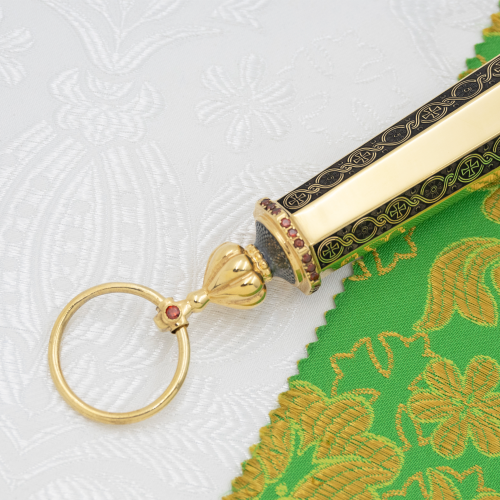 2.7.2945лпр-31 Кропило Архиерейское латунное с красными камнями и патинированием в позолоте фото 3 2.7.2945лпр-31 Кропило Архиерейское латунное с красными камнями и патинированием в позолоте фото 3