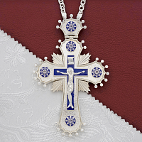 2.10.0617лэ/1л Крест наперсный латунный с фиолетовыми камнями и эмалью в серебрении