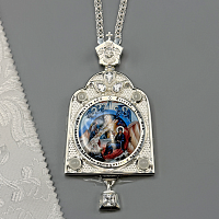 2.7.1578л-18/1л Панагия латунная с белыми камнями в серебрении