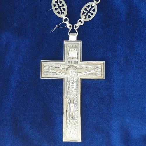 2.10.0175л/69л Крест латунный в серебрении с цепью