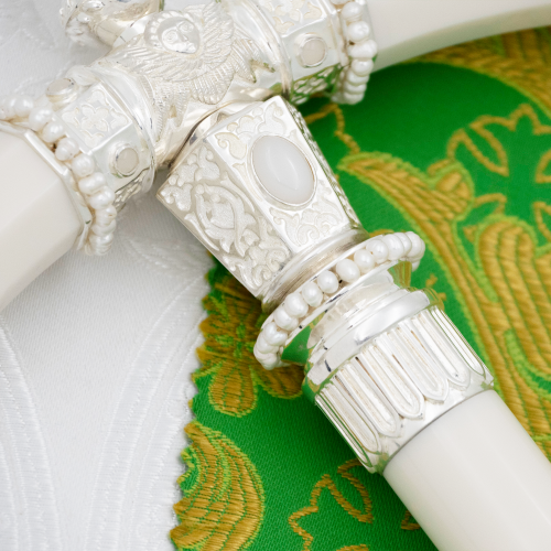 2.7.2577лнч Жезл латунный с белыми камнями в серебре фото 7