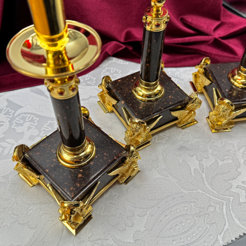 2.7.2664лпч-К Набор напрестольный - лампада и подсвечники в позолоте с акриловыми ножками фото 8