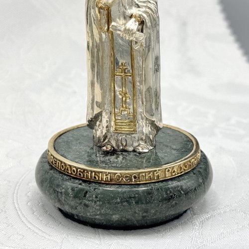 2.13.0063лп Настольная скульптура Сергий Радонежский латунная на подставке из мрамора фото 3