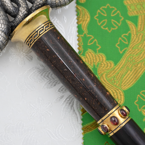 2.7.2443лнпрч Жезл латунный в позолоте и патинированием с натуральными камнями фото 5