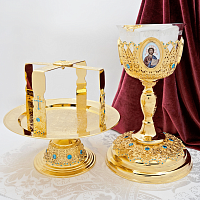 2.7.1159лп-2-К/3 Евхаристический набор на 0,75 л с голубыми камнями в позолоте