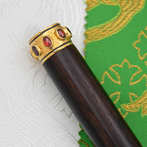 2.7.2443лнпрч Жезл латунный в позолоте и патинированием с натуральными камнями фото 3