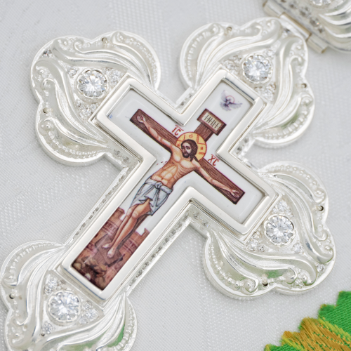 2.10.0225л-2/1л Крест наперсный латунный с белыми камнями в серебрении фото 6 2.10.0225л-2/1л Крест наперсный латунный с белыми камнями в серебрении фото 6