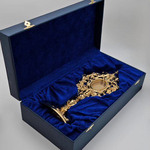 2.7.1889лп Мощевик латунный на ножке в позолоте фото 3 2.7.1889лп Мощевик латунный на ножке в позолоте фото 3