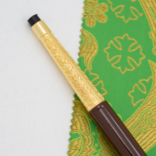 2.7.2577лп Жезл латунный с красными камнями и жемчугом в позолоте фото 2