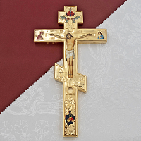 2.7.1910лп-2 Крест напрестольный с мощевиком в позолоте
