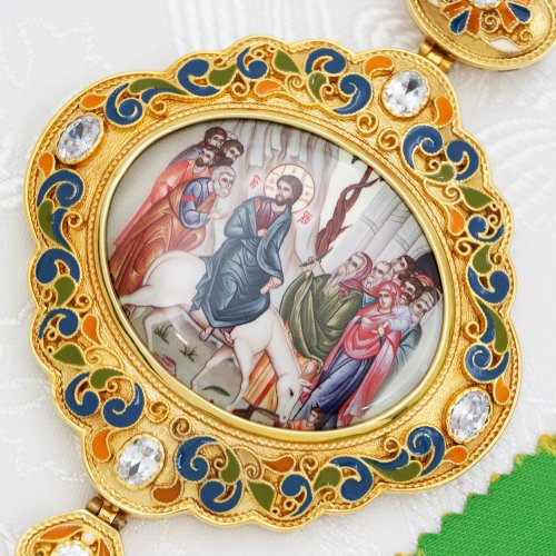 2.7.1481лпэ-2/1лп Панагия латунная с белыми камнями и эмалью в позолоте фото 6 2.7.1481лпэ-2/1лп Панагия латунная с белыми камнями и эмалью в позолоте фото 6