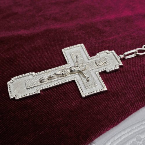 2.10.0008л/10л Крест наперсный латунный в серебрении фото 3 2.10.0008л/10л Крест наперсный латунный в серебрении фото 3