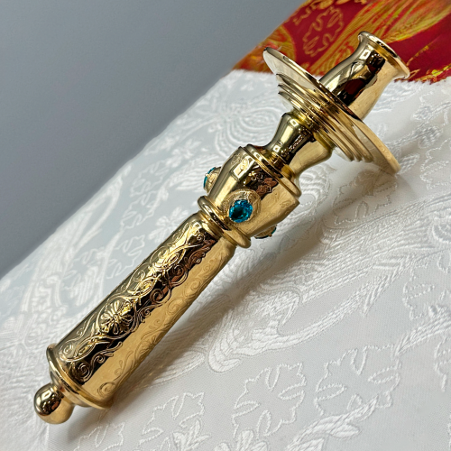 2.7.0763лп Подсвечник латунный в позолоте 2.7.0763лп Подсвечник латунный в позолоте