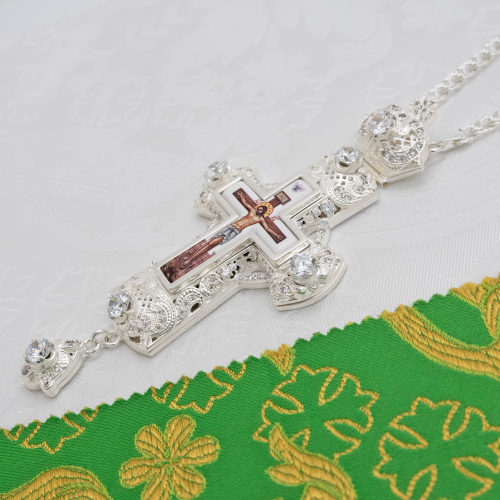 2.10.0178л-2/1л Крест наперсный латунный с белыми камнями в серебрении фото 7 2.10.0178л-2/1л Крест наперсный латунный с белыми камнями в серебрении фото 7