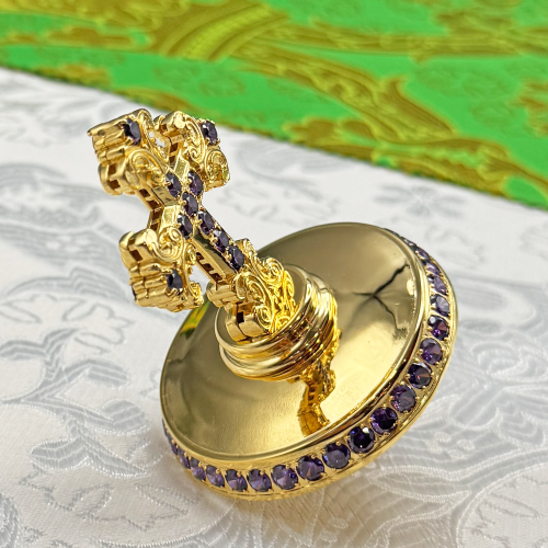 2.7.2617лп Крест на митру латунный в позолоте фото 5 2.7.2617лп Крест на митру латунный в позолоте фото 5