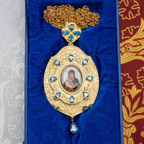 2.7.2224лп-2/1лп Панагия в позолоте с цепью фото 3