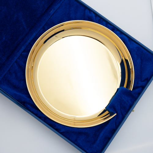 2.7.0802лп Тарелица для просфор латунная в позолоте фото 3 2.7.0802лп Тарелица для просфор латунная в позолоте фото 3