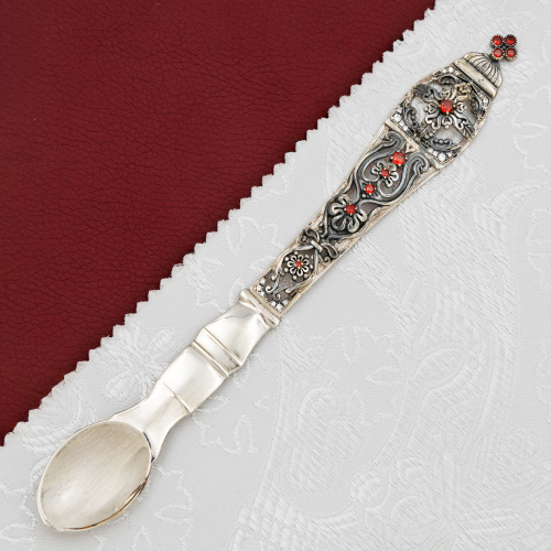 2.7.0712лр Лжица латунная с патинированием и со вставками