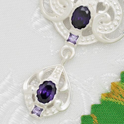 2.10.0410л-2/1л Крест наперсный латунный с фиолетовыми камнями в серебрении фото 4 2.10.0410л-2/1л Крест наперсный латунный с фиолетовыми камнями в серебрении фото 4