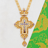 2.10.0709лп-2/104лп Крест наперсный латунный с фиолетовыми камнями в позолоте