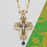 2.10.0433лпэ-2/64лп Крест наперсный латунный с фиолетовыми камнями в позолоте