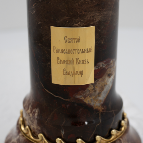 2.14.0027лф Скульптура Святой Равноапостольный Великий князь Владимир на подставке из мрамора фото 4 2.14.0027лф Скульптура Святой Равноапостольный Великий князь Владимир на подставке из мрамора фото 4