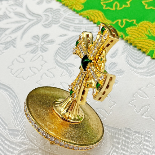 2.7.2689лп Крест на митру латунный в позолоте со вставками фото 4