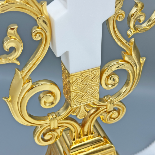 2.7.2508лпч Крест напрестольный латунный с красными камнями в позолоте фото 7 2.7.2508лпч Крест напрестольный латунный с красными камнями в позолоте фото 7