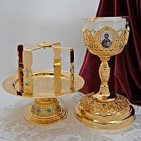 2.7.1159лп-2-К/3 Евхаристический набор на 0,75 л с голубыми камнями в позолоте