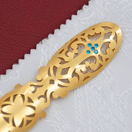 2.7.1516лп Лжица латунная с голубыми камнями в позолоте фото 7