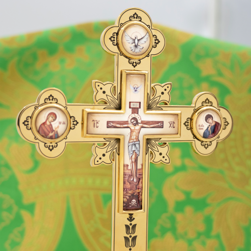 2.7.2829лп-2 Крест настольный латунный в позолоте фото 3